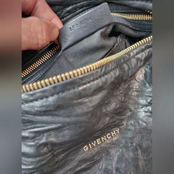 Givenchy Pandora Black distressed leather bag - Picture 13 of 16